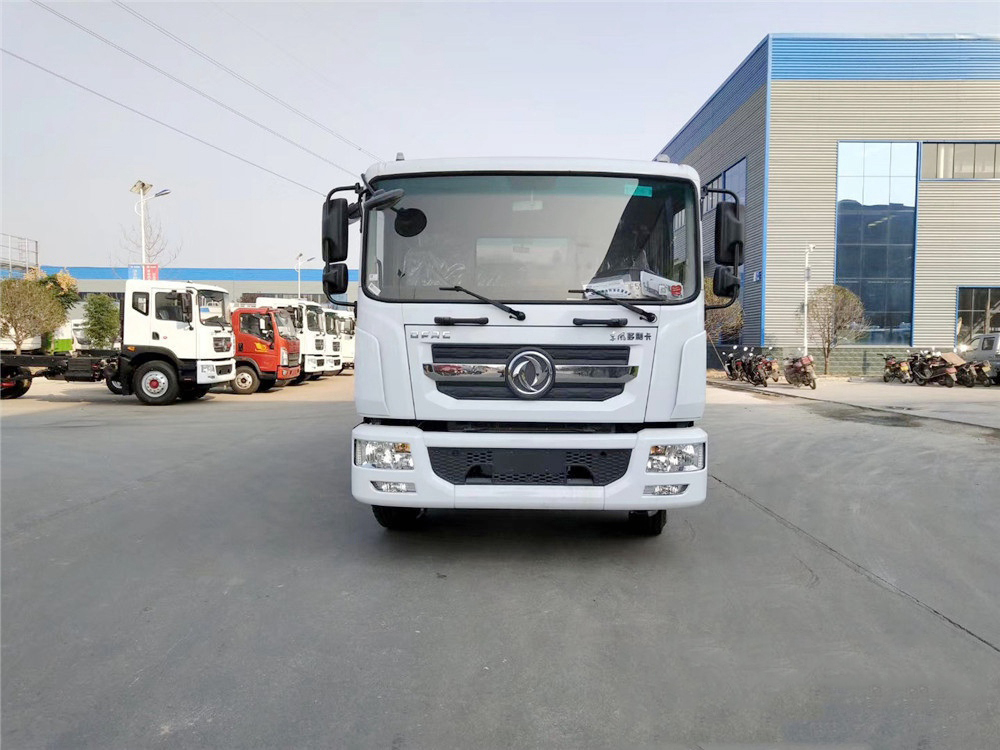 國六12方東風(fēng)D9抑塵車50-100米