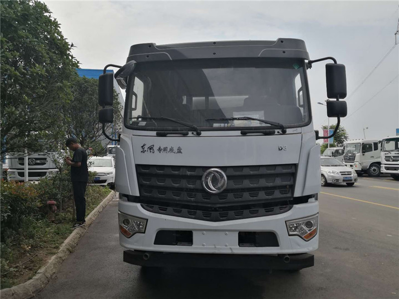 國六東風(fēng)專底D3后雙橋抑塵車
