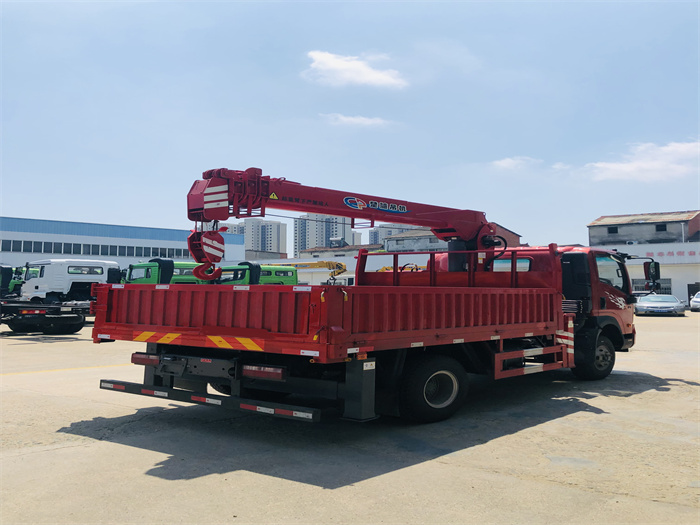 重汽王牌藍(lán)牌隨車吊_隨車吊廠家